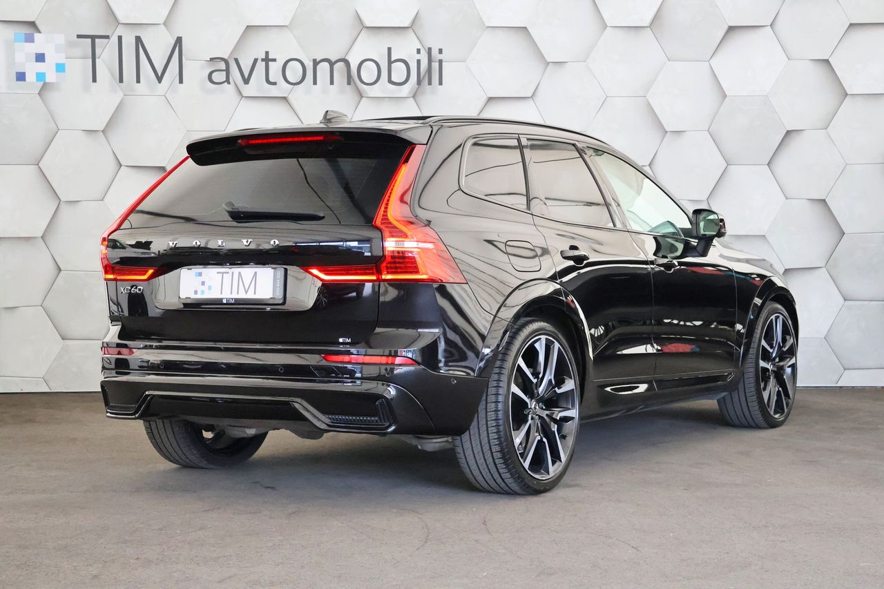 Zunanja slika - Volvo XC60 - B4D 2.0d Geartronic R-Design DARK Plus 197KM - 3
