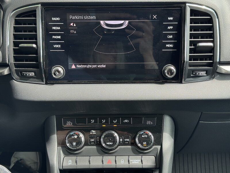 Zunanja slika - Škoda Karoq - 1.0 TSI AMBITION 110KM SLO FULL LED SAMO 24.688 km - 15