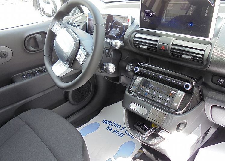 Zunanja slika - Hyundai Inster - 42 kWh Trend°PLUS°COMFORT°- 7200 EUR SUBV. - 9