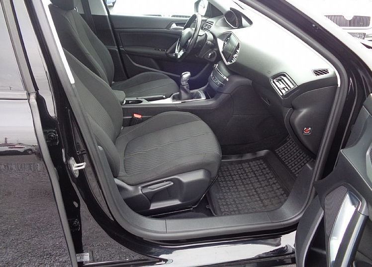 Zunanja slika - Peugeot 308 - 1.6 HDi 100KM - tehnični do 30.5.2026 - 7