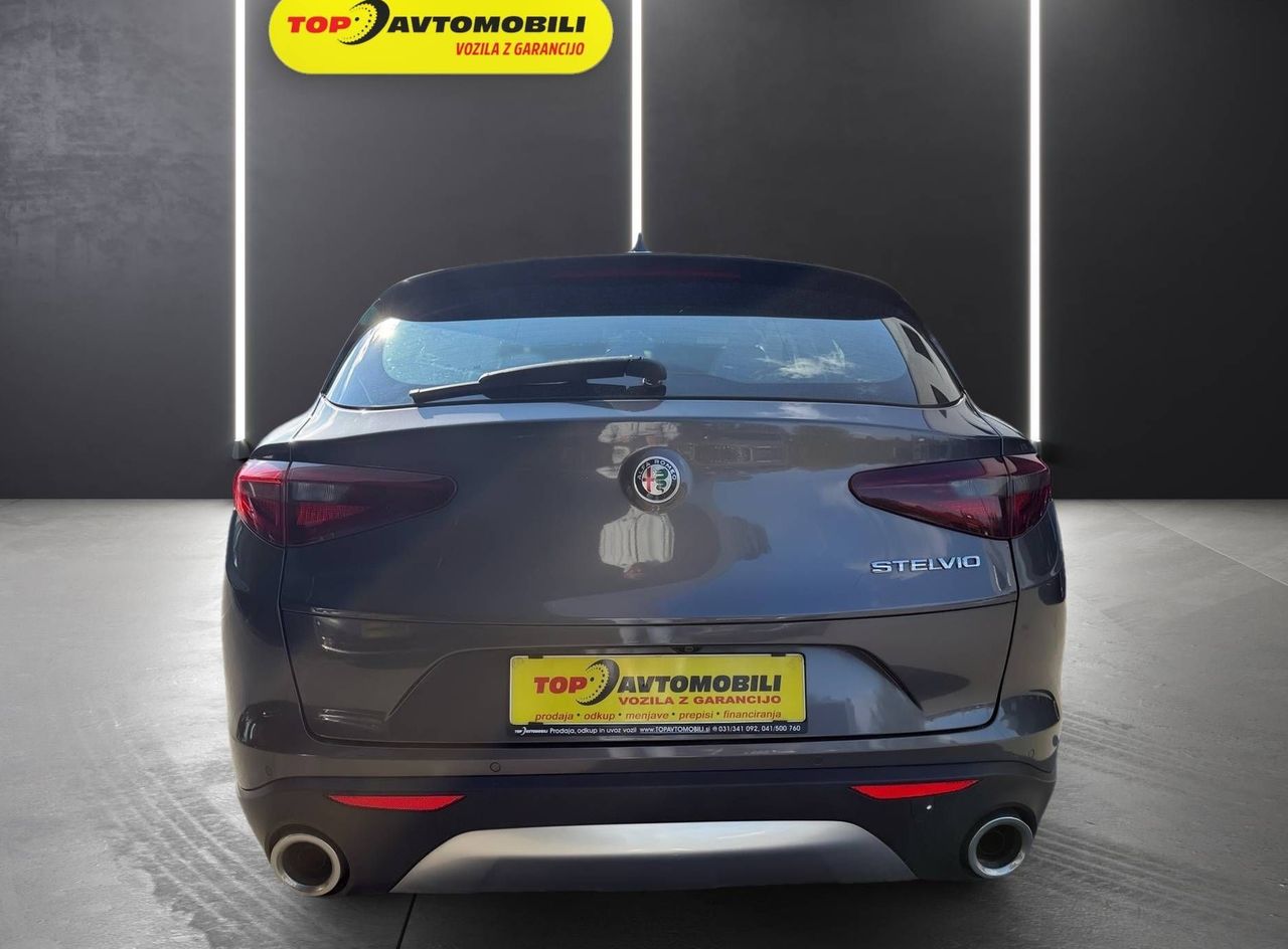 Zunanja slika - Alfa Romeo Stelvio - 2.2 Diesel LED NAVI TEMPOMAT KAMERA PDC USNJE TOP - 5