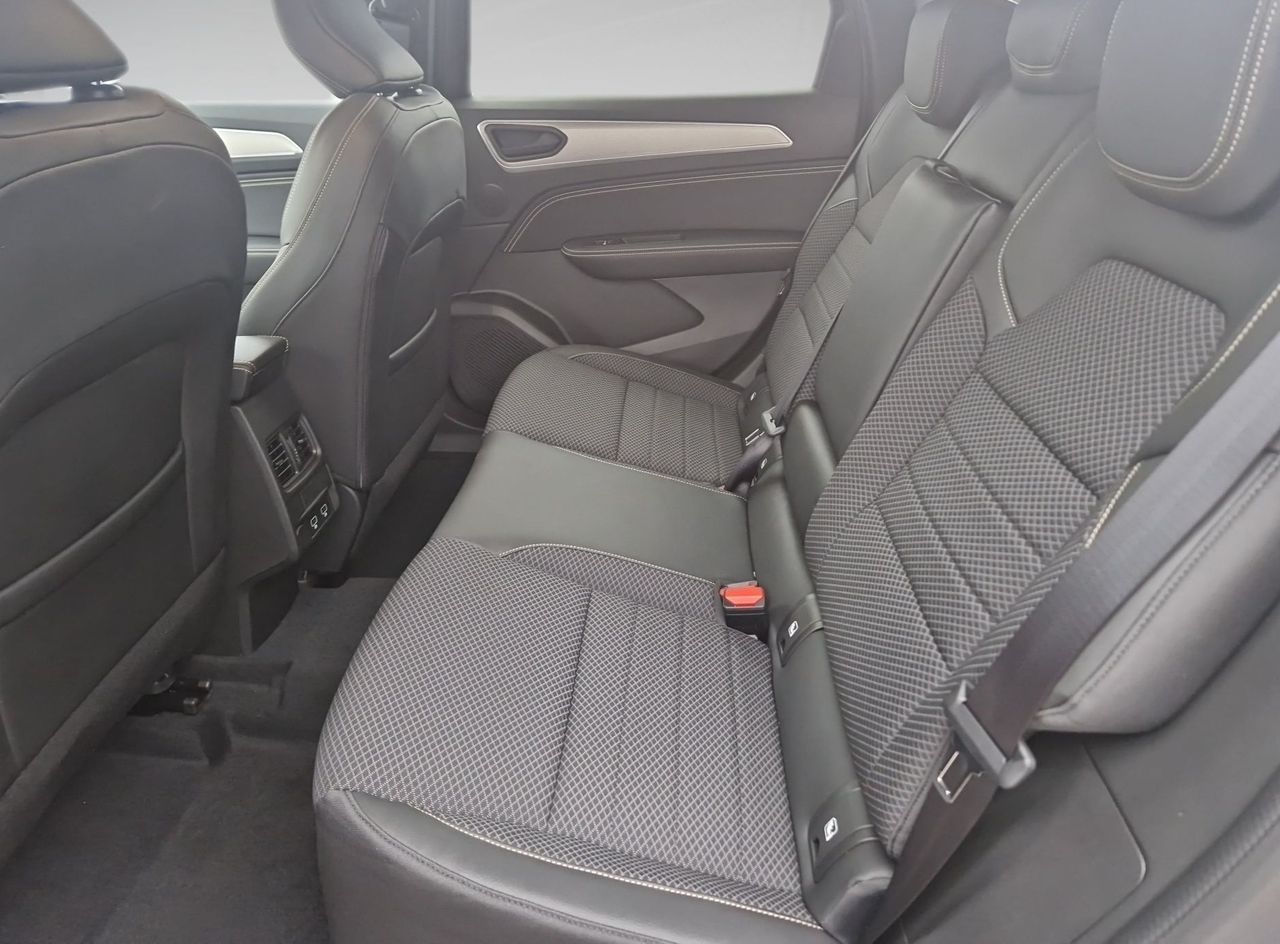 Zunanja slika - Renault Mégane Conquest - Megane Conquest 1.6 E-TECH HEV 145 TECHNO + PAK WINTER   EASY PAR - 16