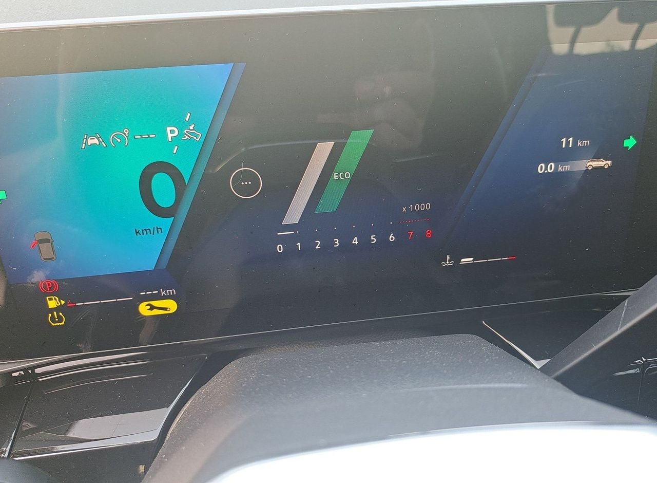 Zunanja slika - Renault Austral - techno mild hybrid 160 auto MY 25 - 8