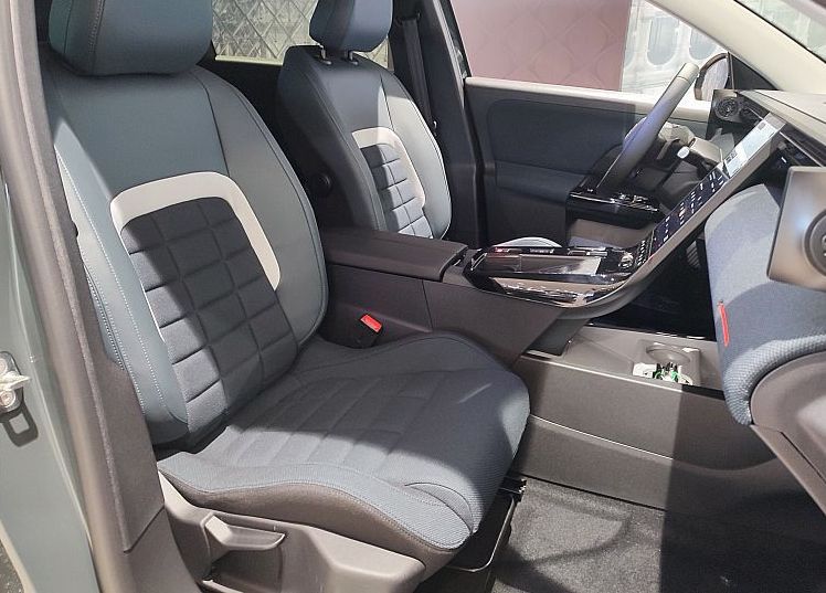 Zunanja slika - Citroën C5 Aircross - PLUS Hibrid 145 avtomatik - 8