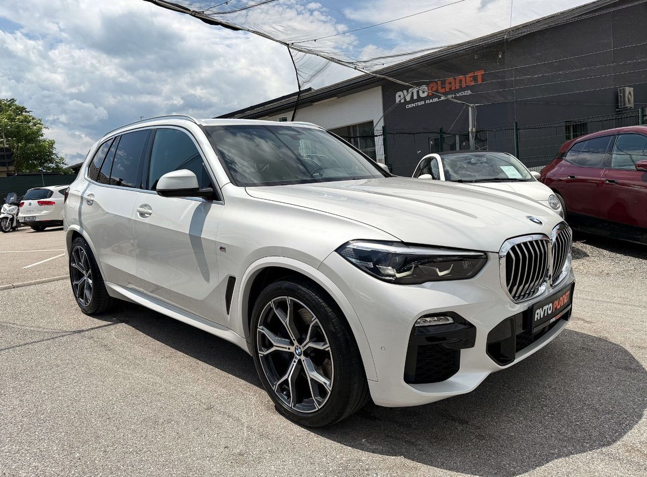 Zunanja slika - BMW X5 - serija : xDrive30d M-SPORT SLO FULL LED ZRAČNO ACC ALU21 - 6
