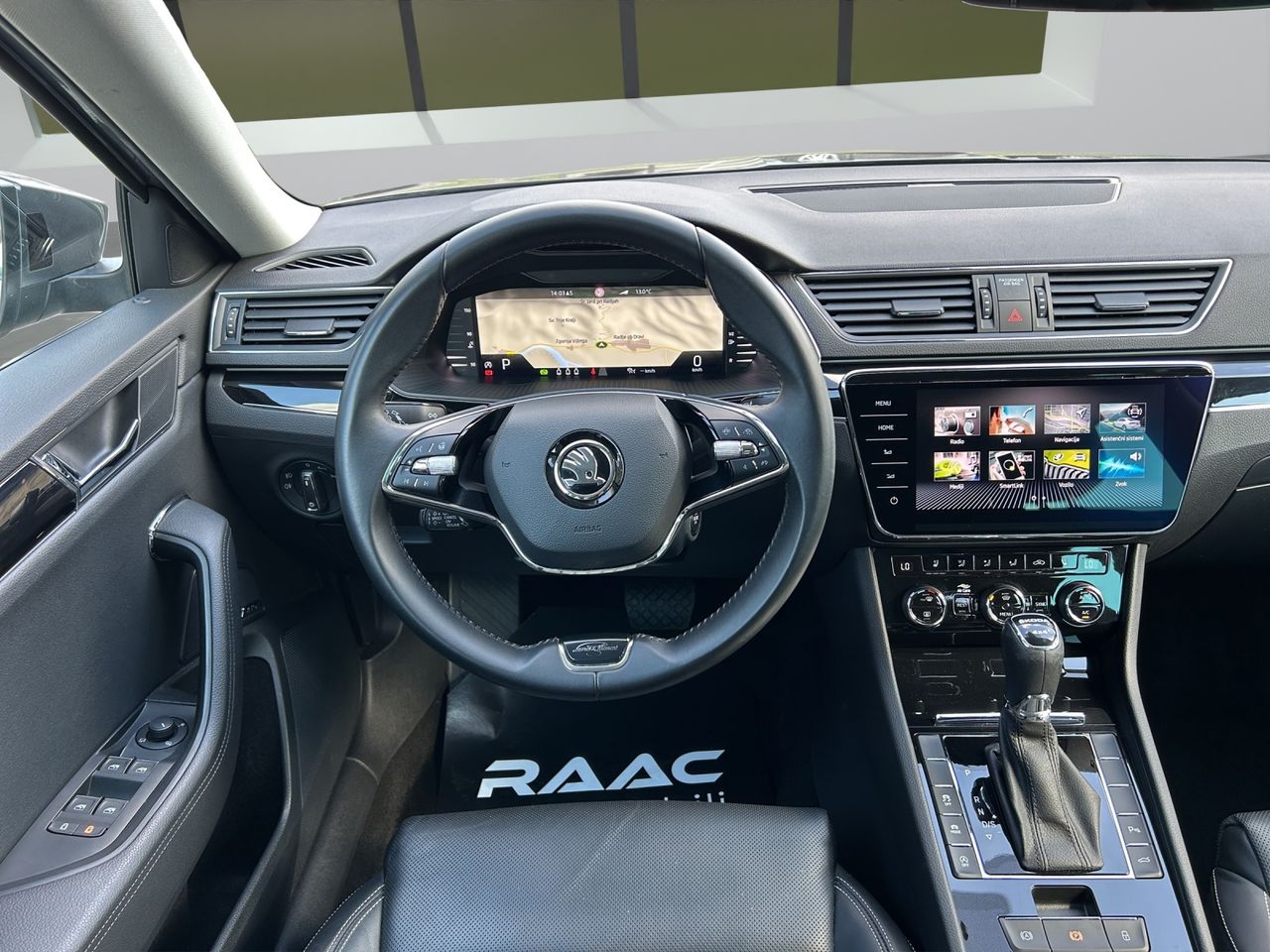 Zunanja slika - Škoda Superb - Combi 4x4 2,0 TDI DSG - 8