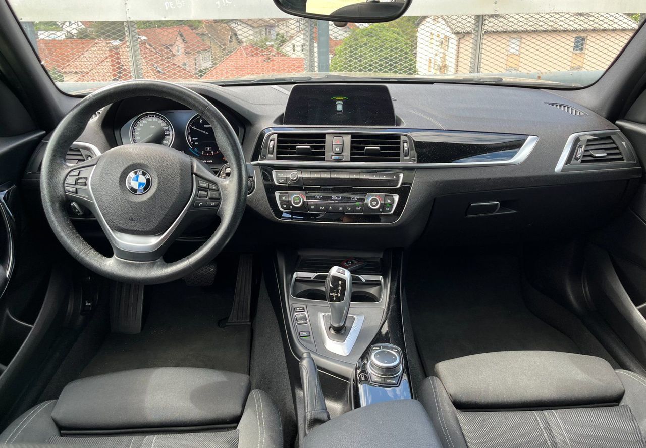 Zunanja slika - BMW Serija 1 - : 116d Sport Line AVT. LED. PANO. 2X PDC. TEMPOM. - 11