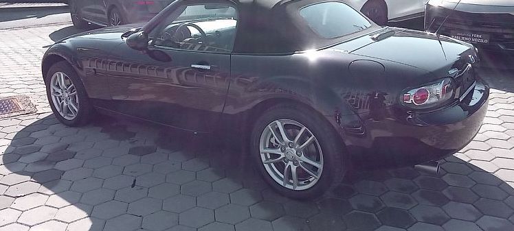 Zunanja slika - Mazda MX-5 - 1.8i Revolution - 2