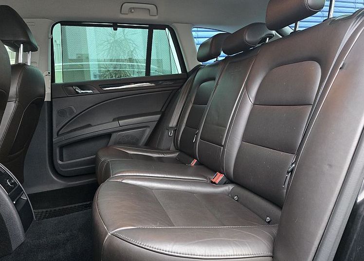 Zunanja slika - Škoda Superb - 2.0 TDI CR L K DSG 4X4 125  170 - 11