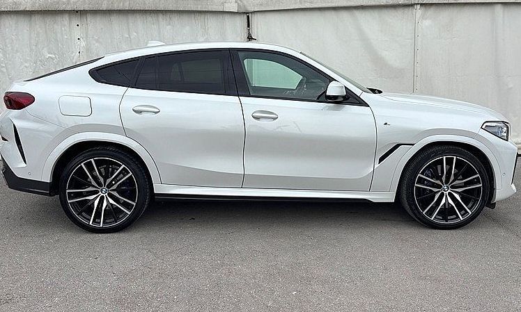 Zunanja slika - BMW X6 - serija : xDrive30d - LASER - ZRAČNO - 360KAMERE - NAVI - 6