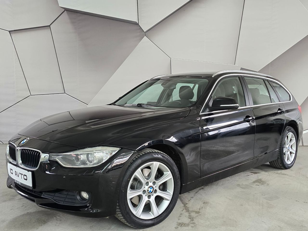 Zunanja slika - BMW Serija 3 - 320D XDRIVE AUT. - 2
