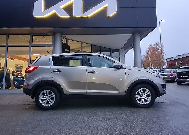 Zunanja slika - KIA Sportage - 1.7 CRDi VGT 85kW LX Fun - 4