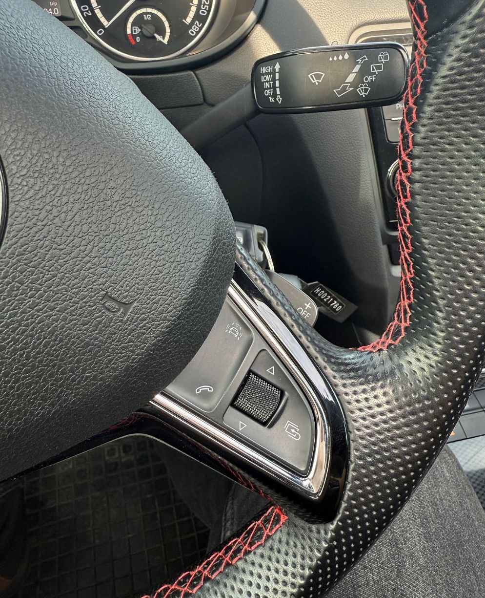 Zunanja slika - Škoda Octavia - 2.0TSI RS DSG 162 kW Panorama BiXenon Navi 71000km - 13