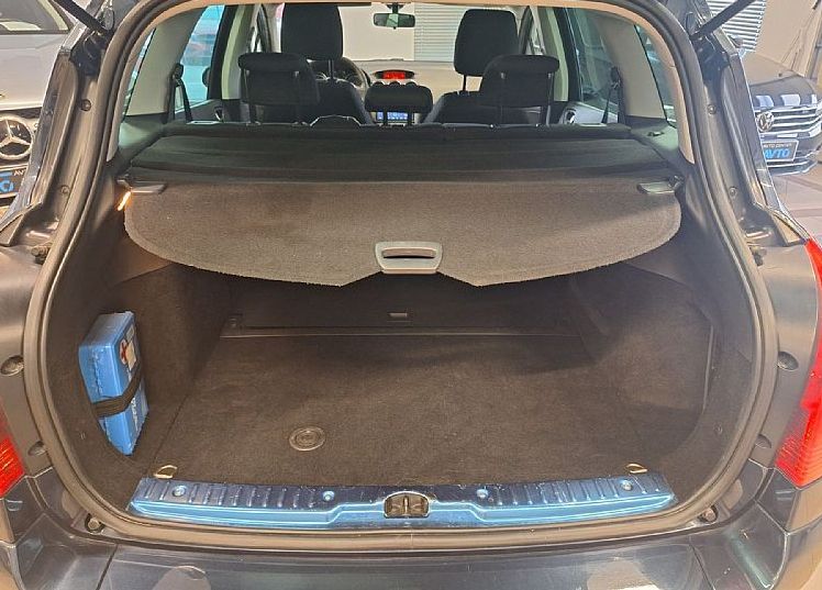 Zunanja slika - Peugeot 308 - 1.6 HDI LED-NAVI-TV-AUT. KLIMA-KREDIT BREZ POLOG - 11