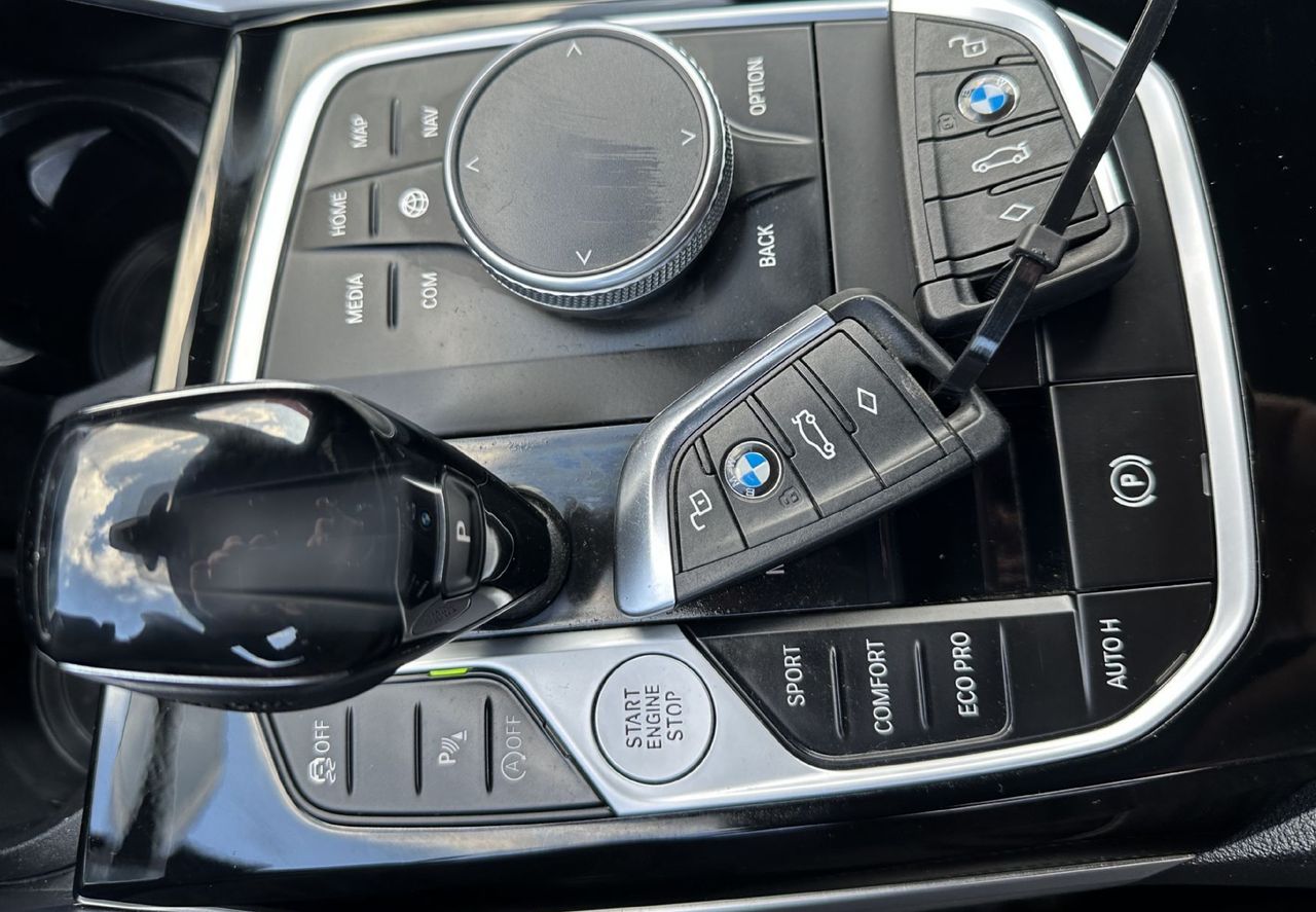 Zunanja slika - BMW Serija 3 - Touring: 318i Luxury.NEMŠKI+4ALU.KAMERA.LED.USNJE.ACC.BE - 13