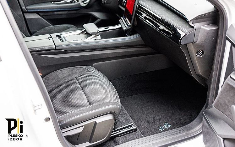 Zunanja slika - Renault Austral - 1.3 MHEV 160 TECHNO ESPRIT ALPINE AUTO - 11