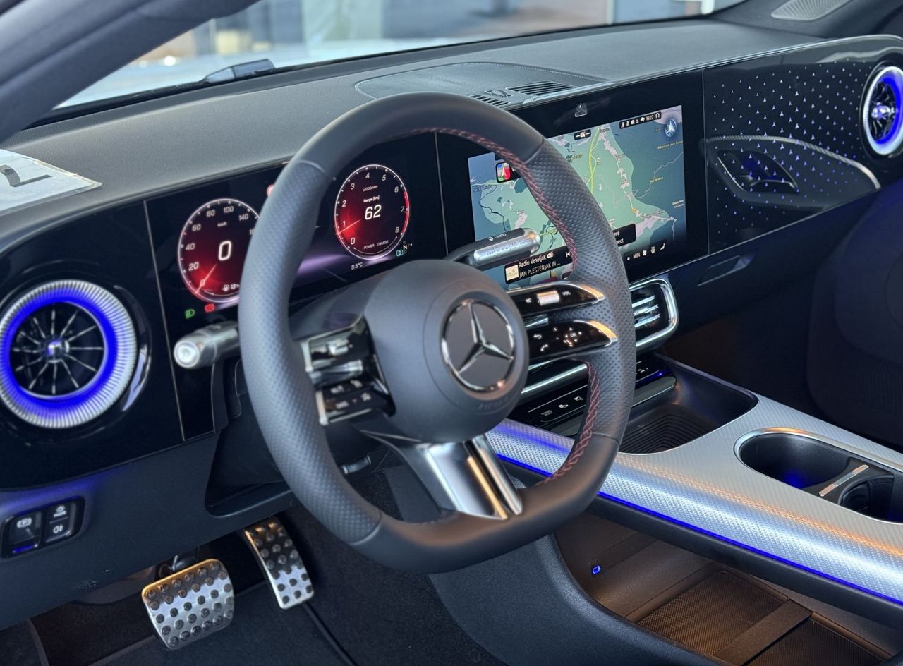 Zunanja slika - Mercedes-Benz CLA-Razred - 200 AMG LINE - 12