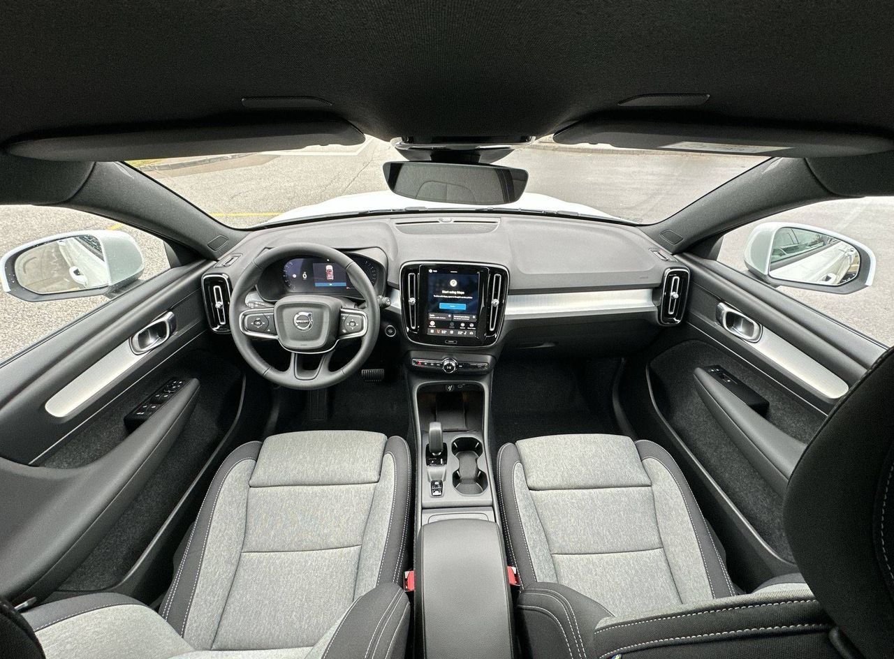 Zunanja slika - Volvo XC40 - B3 P Core AT DCT - 19