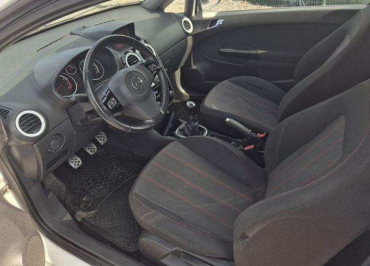 Zunanja slika - Opel Corsa - 1.4 16V BLACK   WHITE °ALU 16 °AVT. KLIMA °ODLIČNA - 11