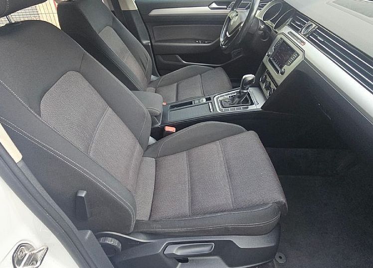 Zunanja slika - VW Passat - Variant 1.6 TDI DSG 120ks °FULL LED° °NAVIGACIJA° - 7