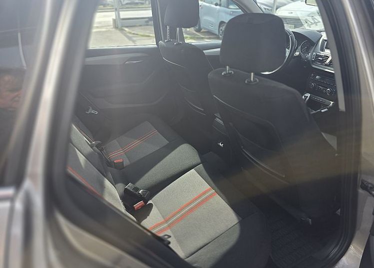 Zunanja slika - BMW X1 - serija :  x Drive 18d AUT - 9