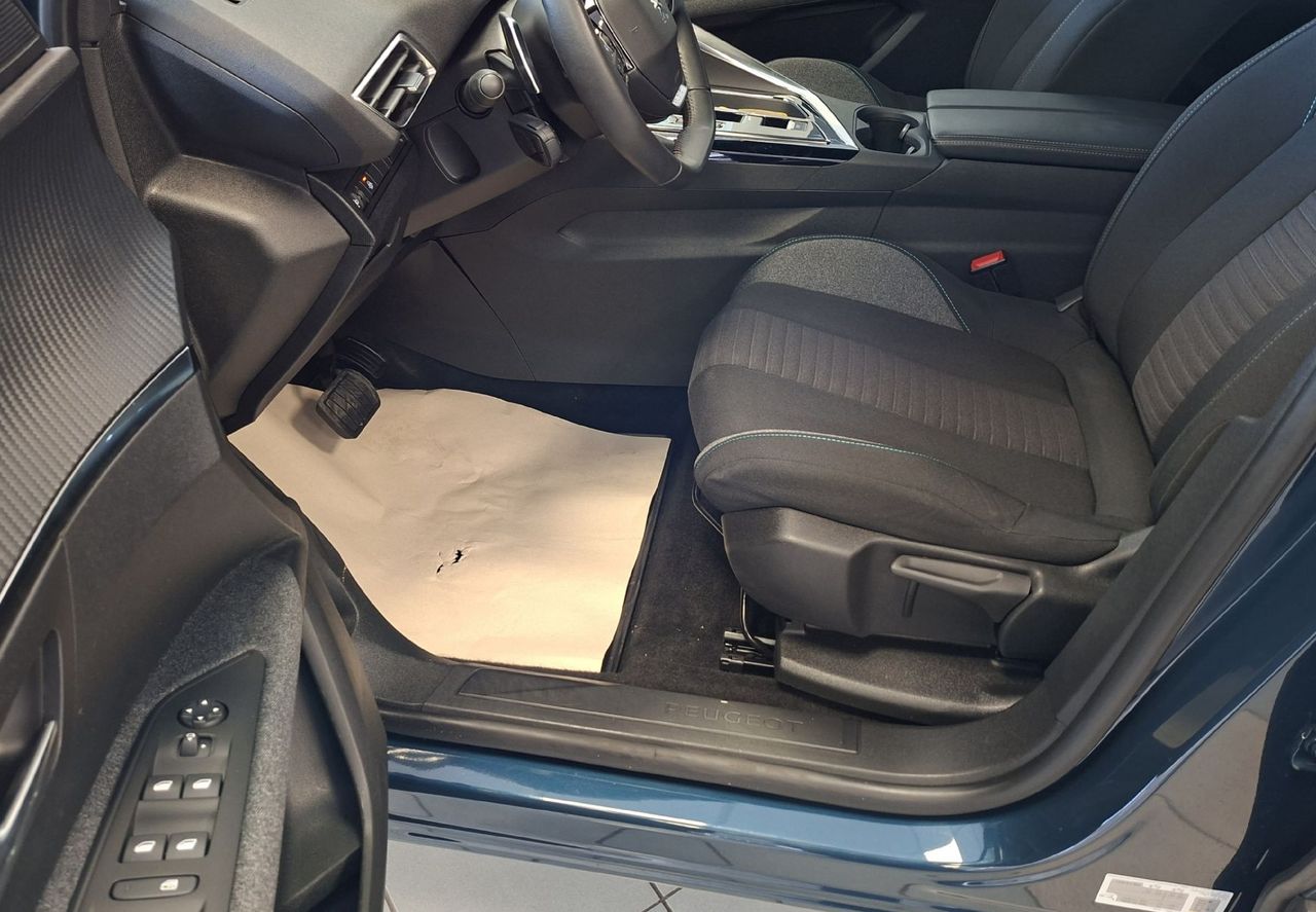 Zunanja slika - Peugeot 3008 - 1.2 PureTech 130 EAT8 Active Pack-FULL LED-NAVI- - 14