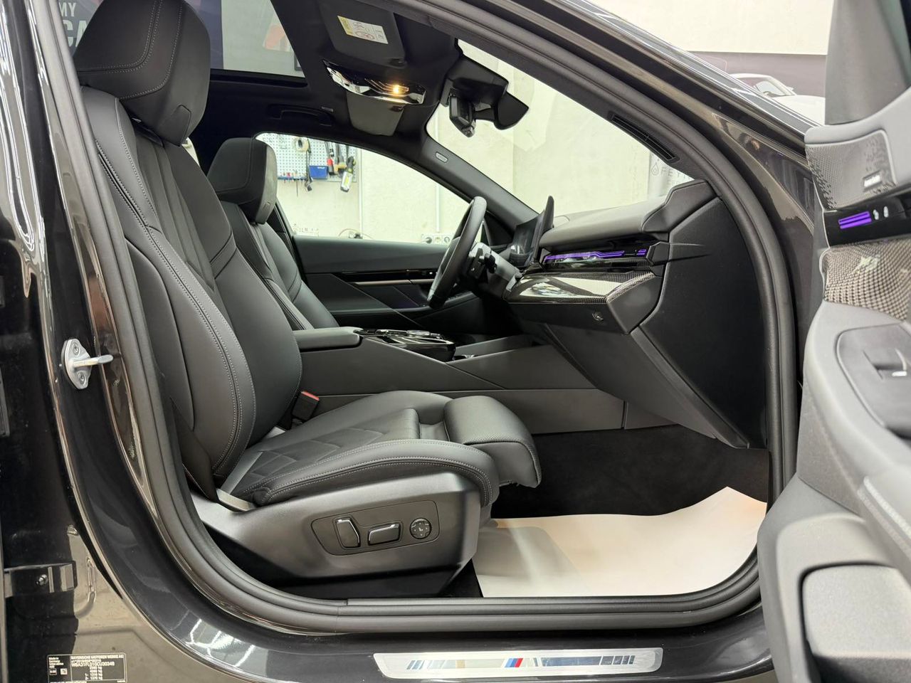 Zunanja slika - BMW Serija 5 - 5 Series Limousine 540D AUT. XDRIVE - 6