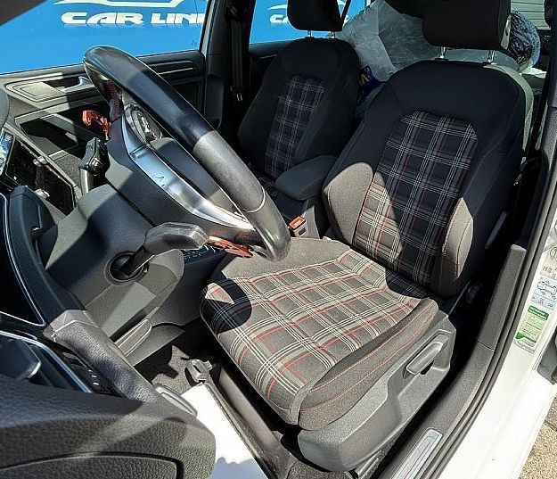 Zunanja slika - VW Golf - 2.0 GTI Performance avt. - 7