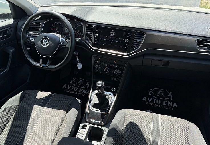 Zunanja slika - VW T-Roc - ACC - LANE ASS. - GRETJE SED. - 11