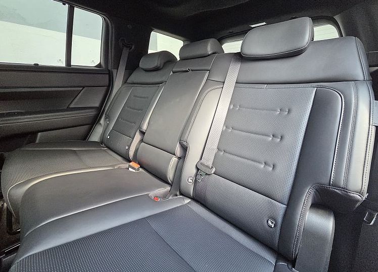 Zunanja slika - Hyundai Santa Fe - 1.6 T-GDI HEV 4WD Impression Calligraphy - 8