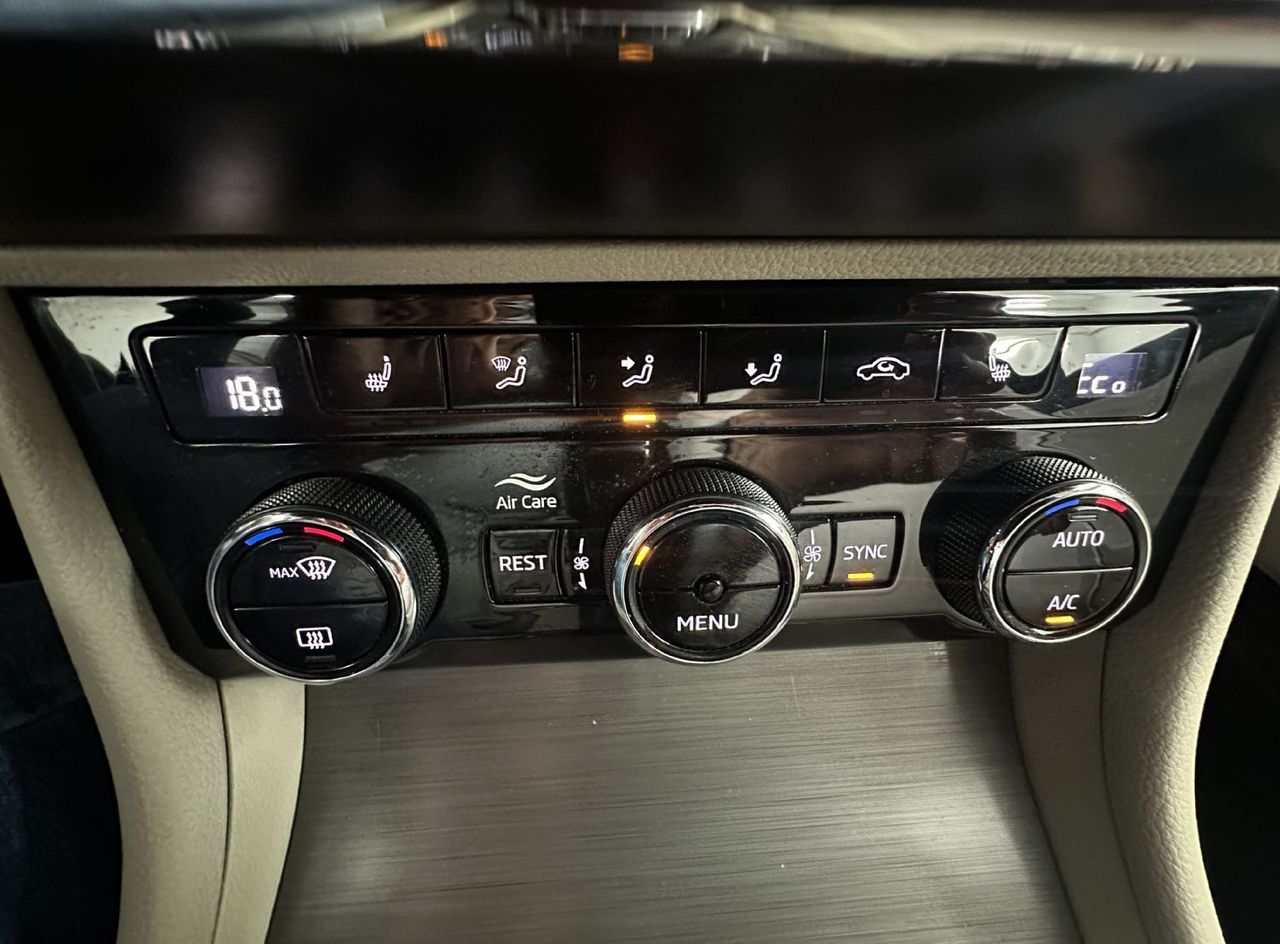 Zunanja slika - Škoda Superb - Škoda 1.4 TSI PHEV Style DSG.NEMŠKA+4ALU.KAM - 9