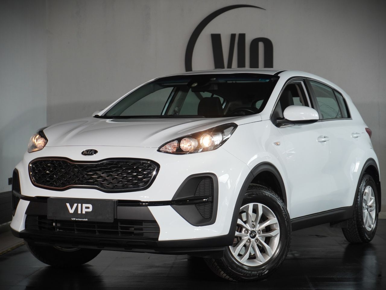Zunanja slika - KIA Sportage - 2WD 1,6 - 1