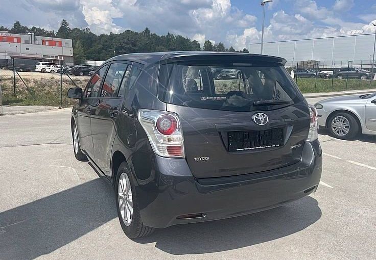 Zunanja slika - Toyota Verso - 2.0 D4-D Sol 7 sedežev REDNO SERVISIRAN... - 11