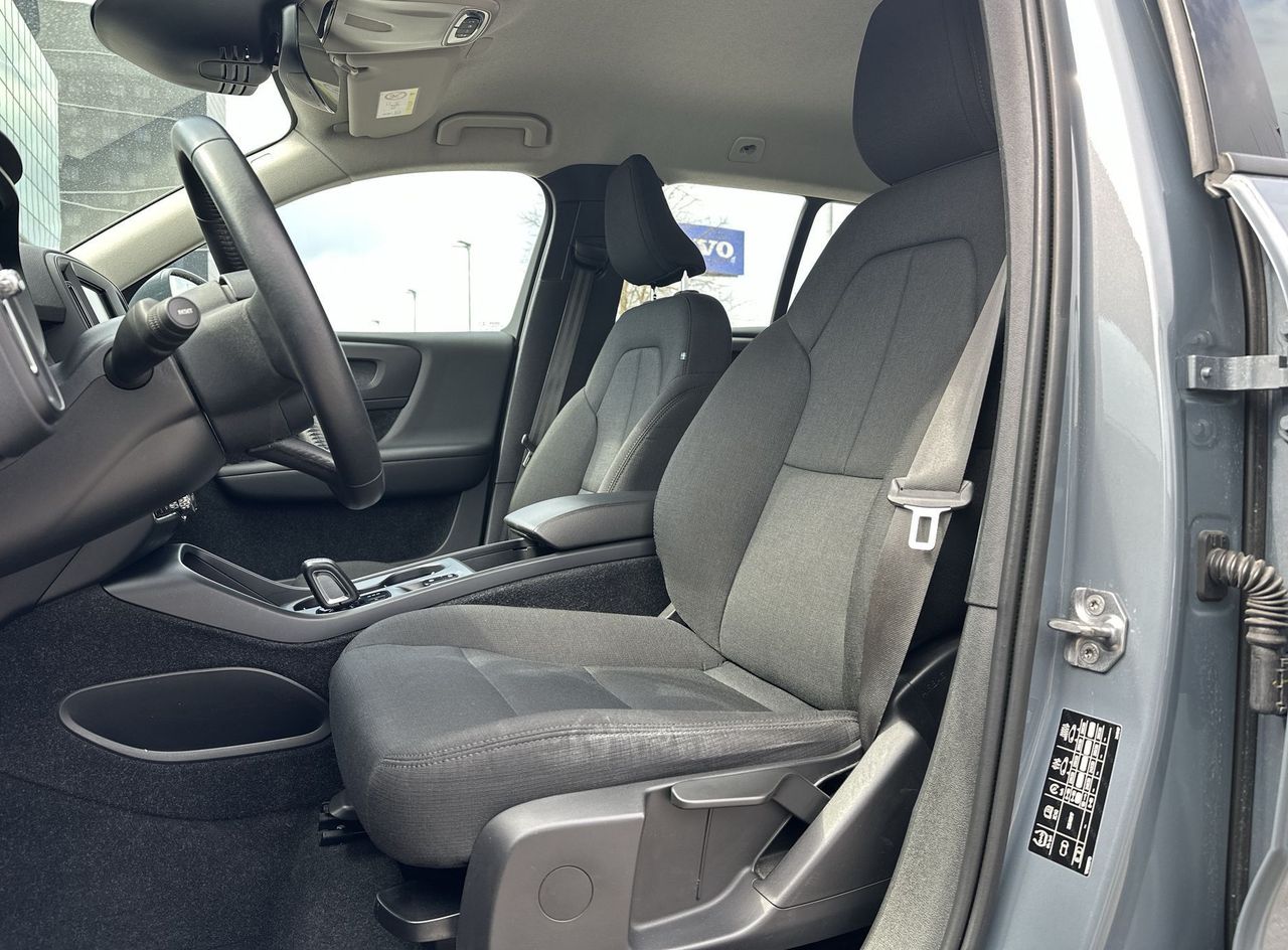 Zunanja slika - Volvo XC40 - T3 AT - 10