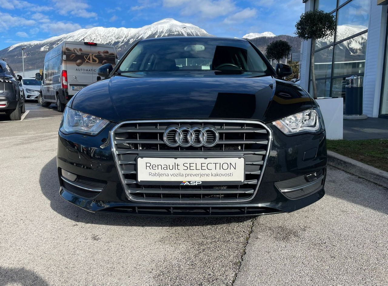 Zunanja slika - Audi A3 - 1.6 TDI Ambiente S tronic - 2