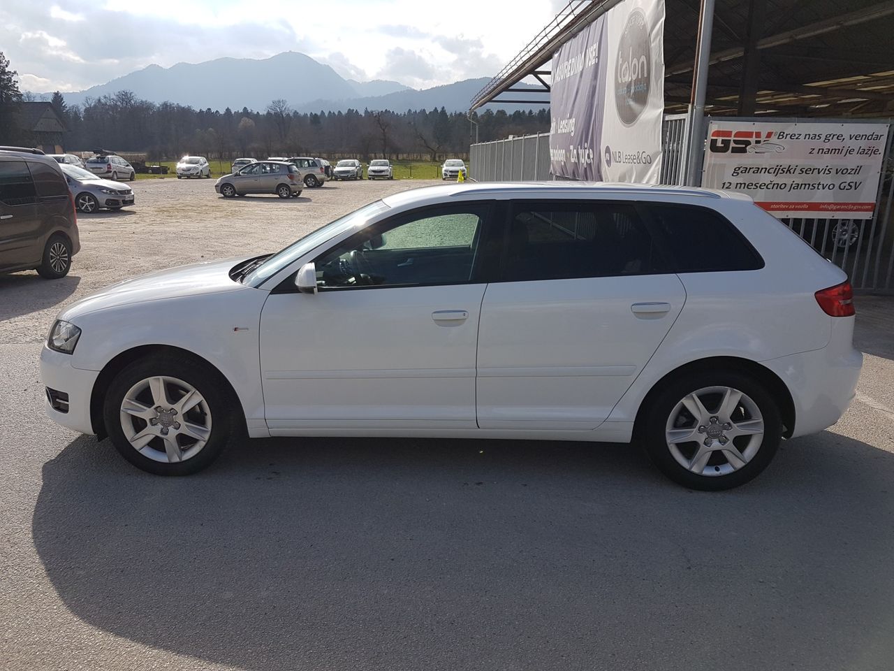 Zunanja slika - Audi A3 - 1,6 TDI AUT. - 5