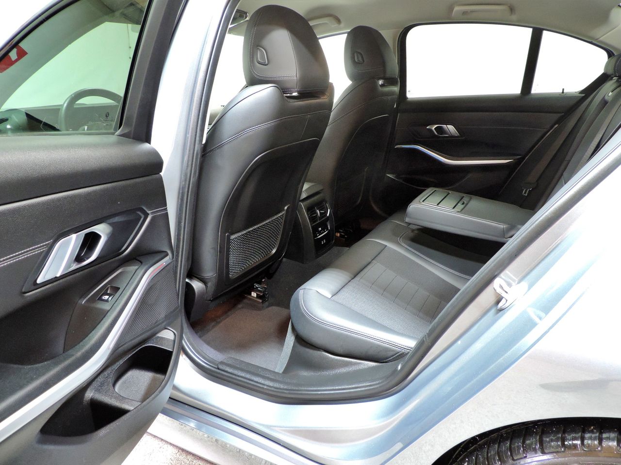 Zunanja slika - BMW Serija 3 - 320i xDrive LASER-USNJE-HEAD UP...... - 10