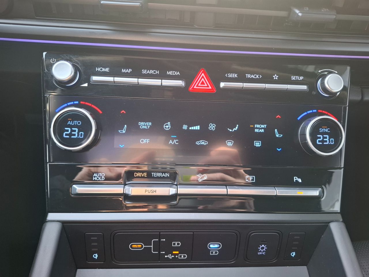 Zunanja slika - Hyundai Santa Fe - 1.6 T-GDI HEV XCLASS 4WD AUTO - KOT NOV+TOP OPREMA - 13