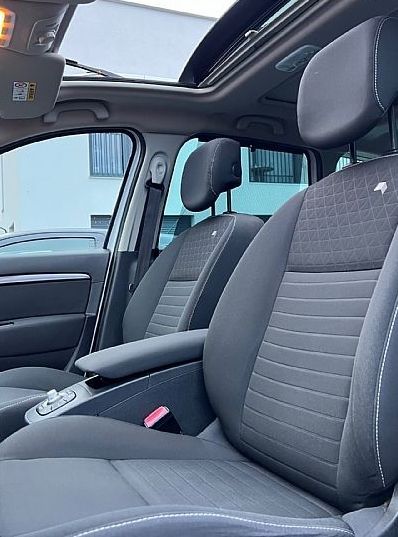 Zunanja slika - Renault Scénic - Grand Scenic 1.5 dCi+1.LAST+SLO+NAVI+PANORAMA+Limited Edition . - 12