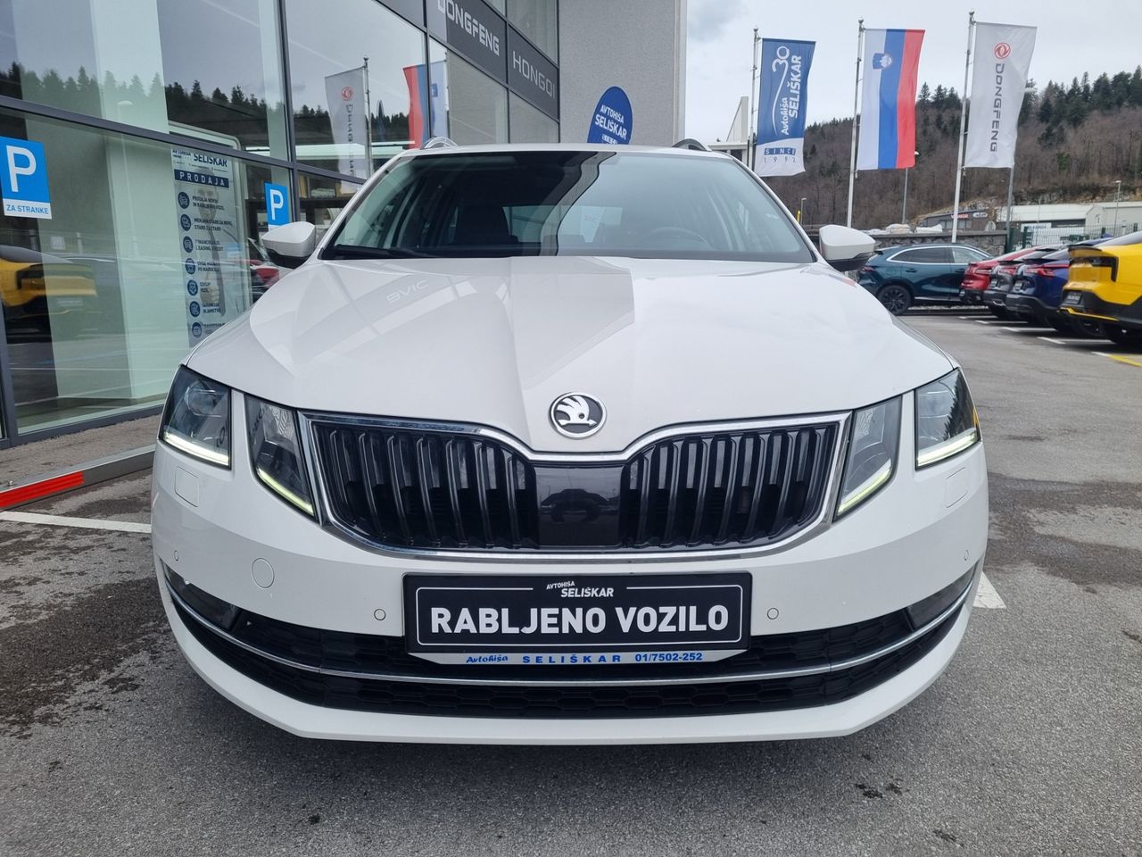Zunanja slika - Škoda Octavia - COMBI 2.0 TDI 110 kW DSG MENJALNIK - TOP OPREMA - 2