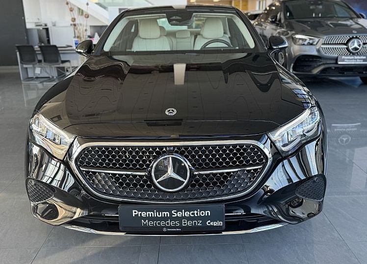 Zunanja slika - Mercedes-Benz E-Razred - 220d-AUT-AVANTGARDE-DISTRONIC-NAVI-LED-PREMIUM - 2