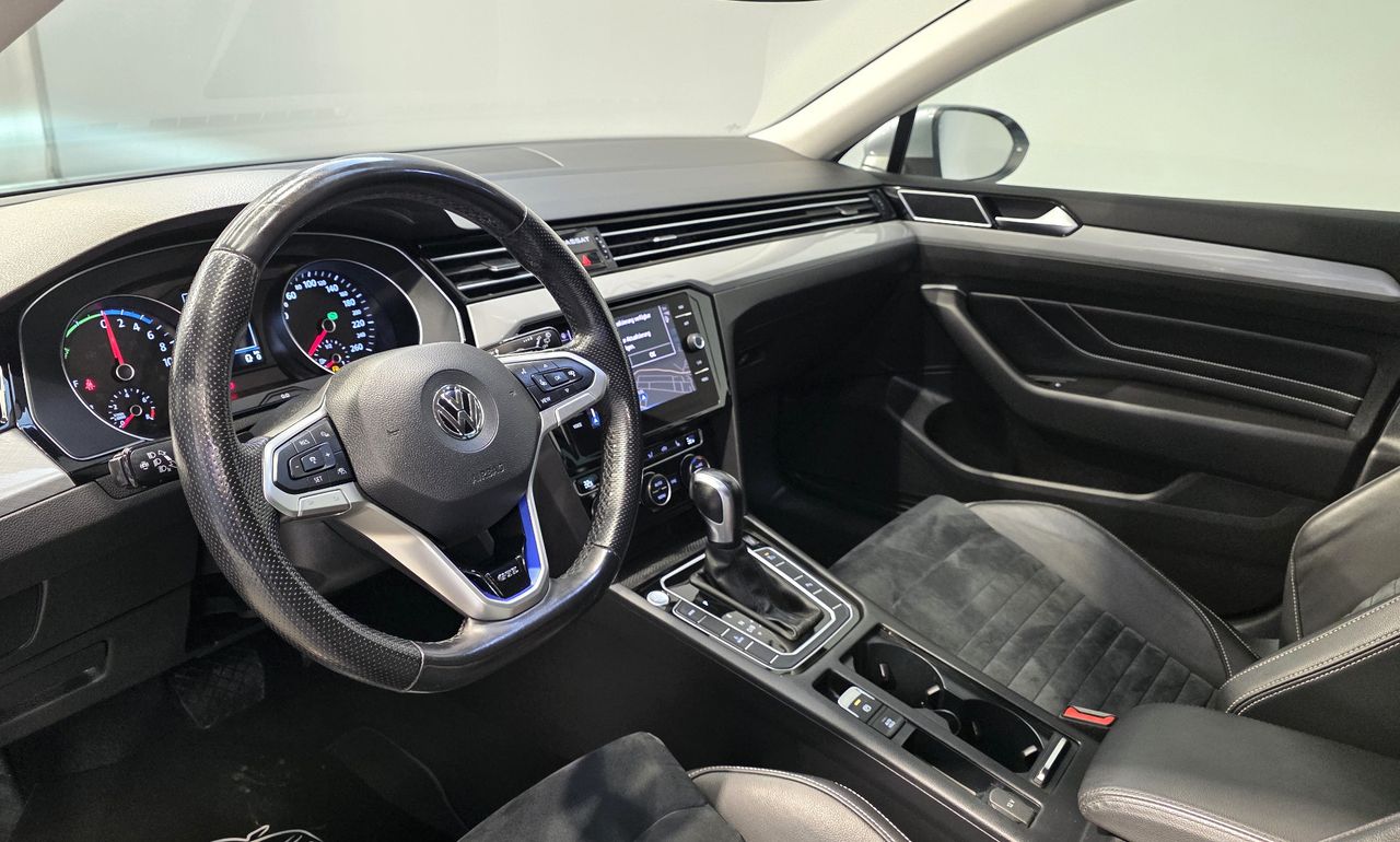 Zunanja slika - VW Passat - Variant GTE 160kW ACC LED NAVI KAM ALU KLJUKA - 9