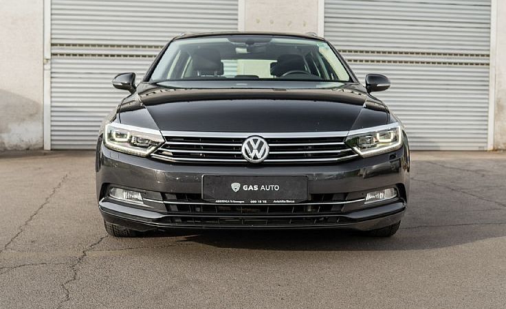 Zunanja slika - VW Passat - Variant 2.0 TDI BMT Connect Kamera Digital ACC Navi 1.last - 2