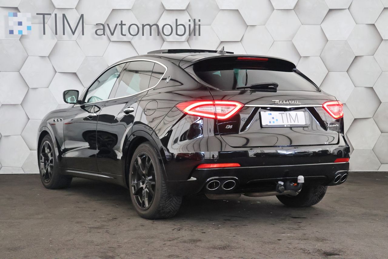 Zunanja slika - Maserati Levante - 3.0 V6 GDI AWD AT8 349KM - 4