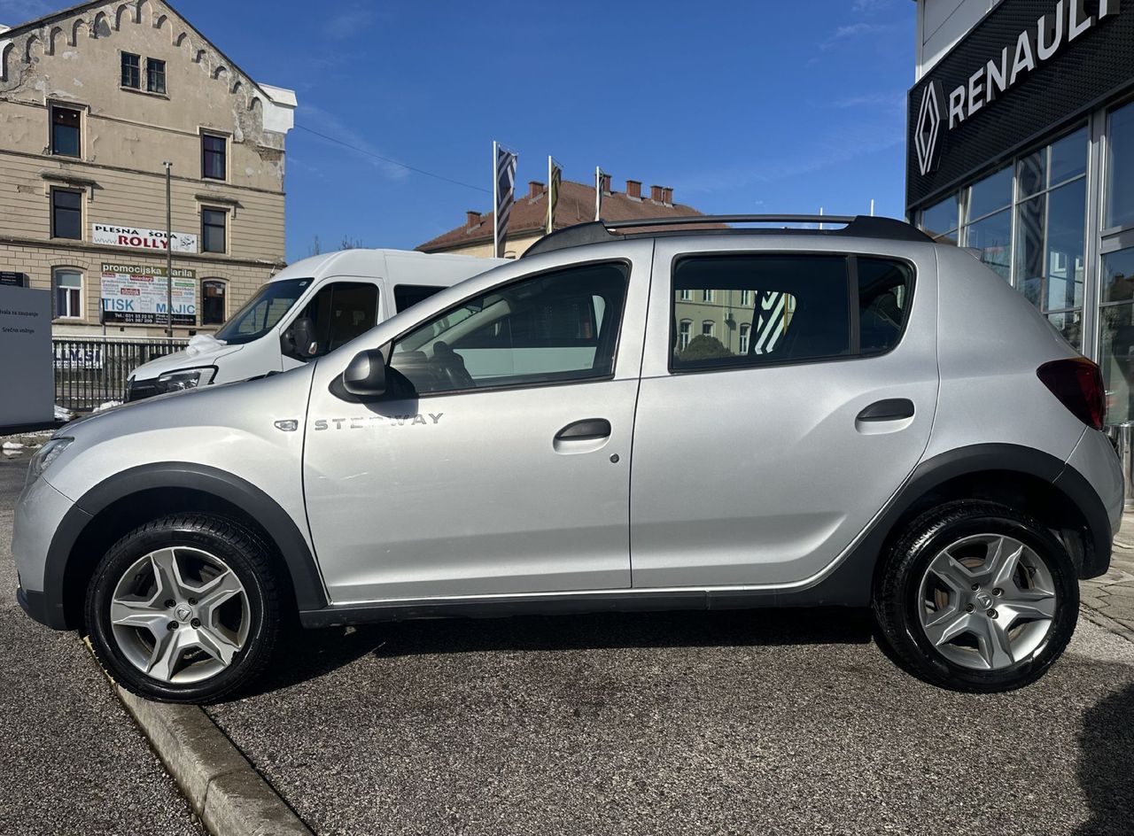Zunanja slika - Dacia Sandero - 0.9 TCe 90 Stepway - 3