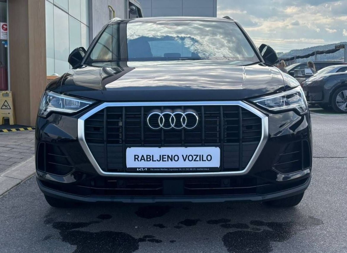 Zunanja slika - Audi Q3 - 35 TFSI S tronic Buisiness  KAMERA-LED-NAVI - 2