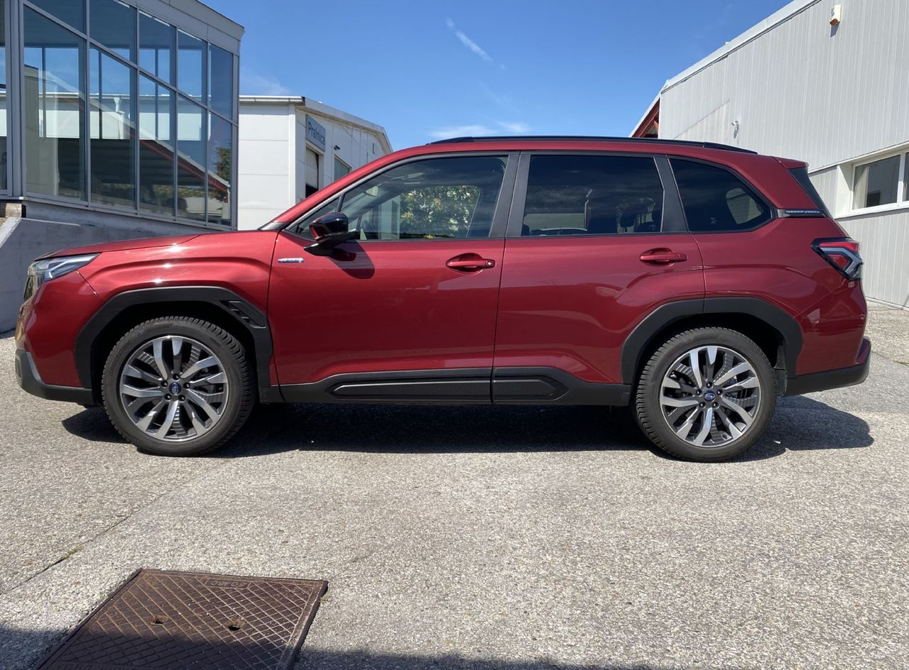 Zunanja slika - Subaru Forester - 2.0i CVT 4WD PREMIUM - 17