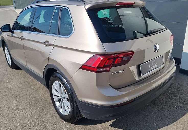 Zunanja slika - VW Tiguan - 2.0 TDI BMT Comfortline 1.LASTNIK. SLO - 5