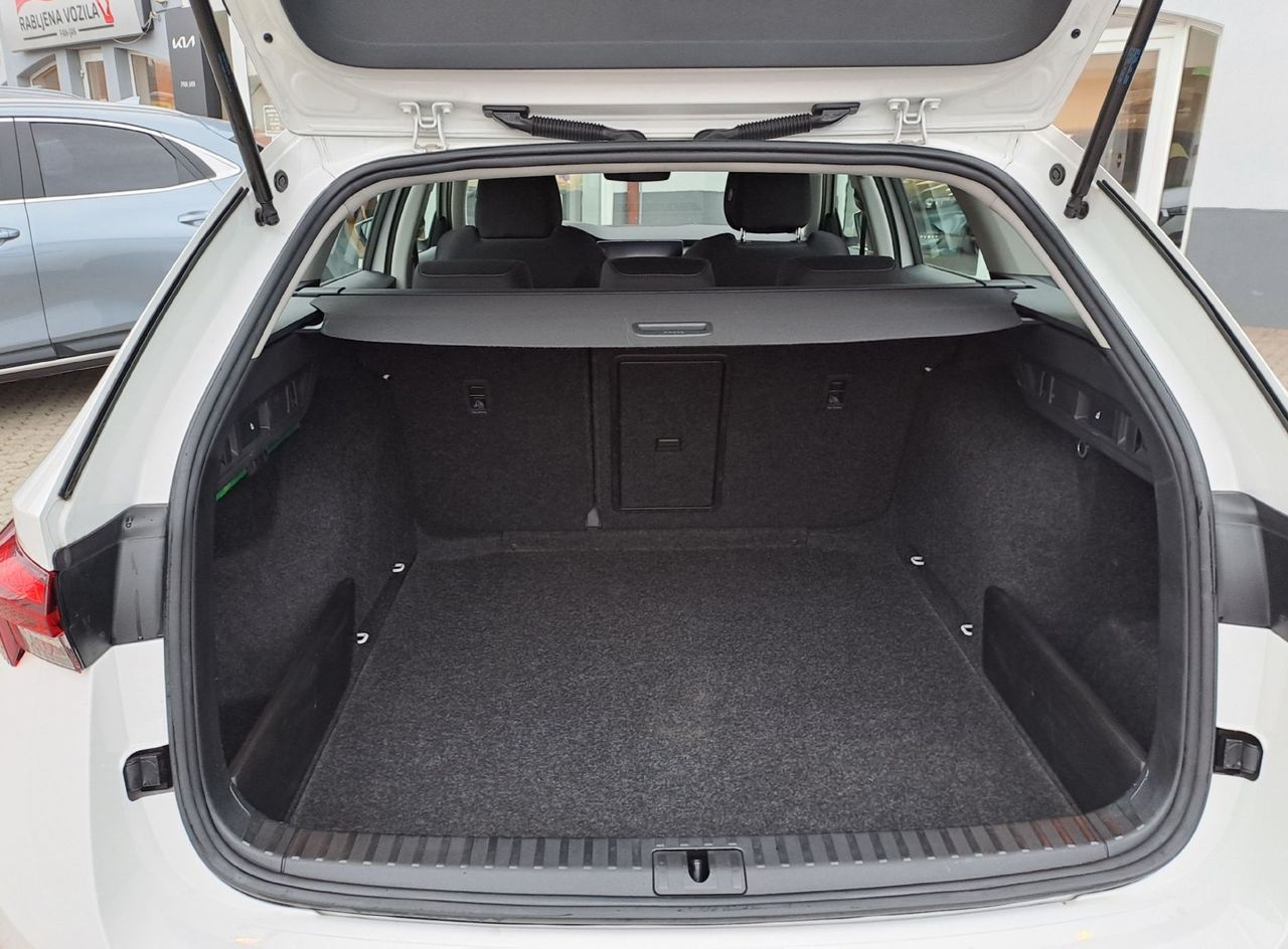 Zunanja slika - Škoda Octavia - 2.0 TDI Ambition DSG 85 kW - 10