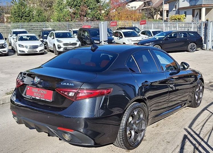 Zunanja slika - Alfa Romeo Giulia - 2.2 Multijet AUT. Q4 Veloce SLOVENSKO POREKLO - 4